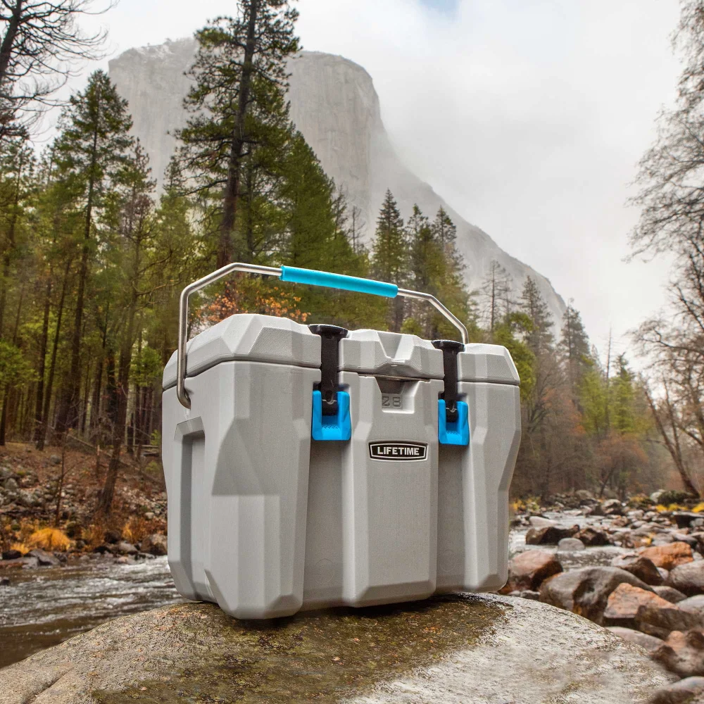 Lifetime 28 Quart High Performance Cooler (91020)
