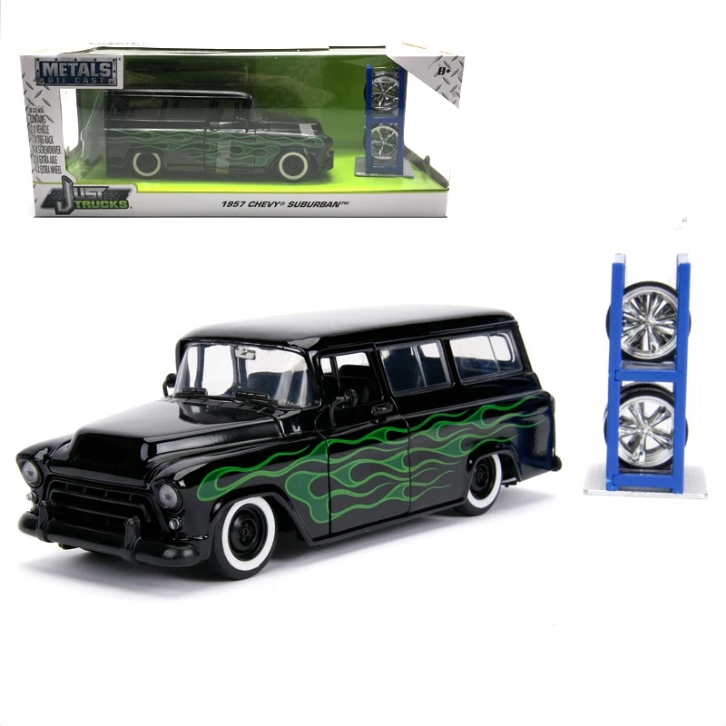 

Nicce 1:24 1957 Chevrolet SUBURBAN Vintage Model Simulation Diecast Car Metal Chevrolet Alloy Model Car for Kids Gift Collection