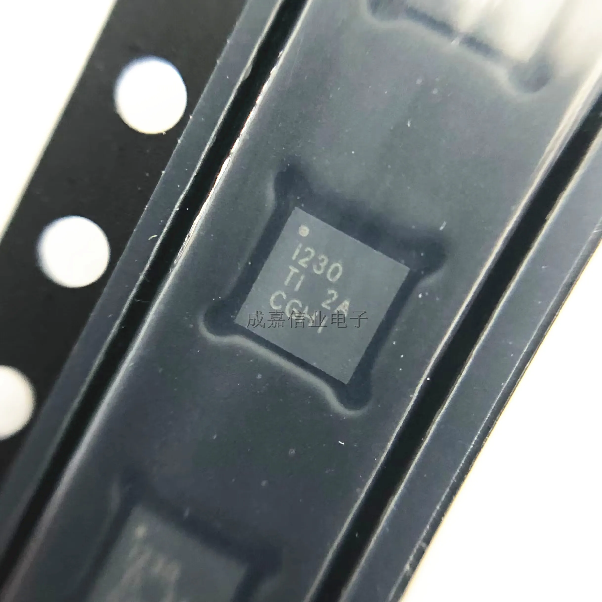 INA230AIRGTR VQFN-16 Усилители тока