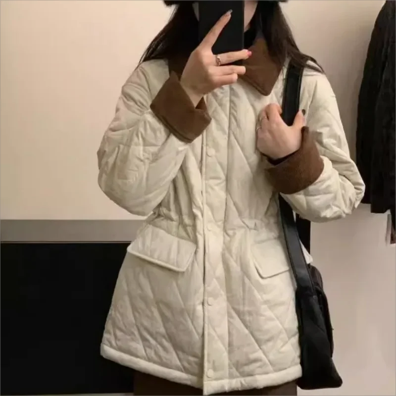 Женская зимняя куртка с отложным воротником цвет в ассортименте