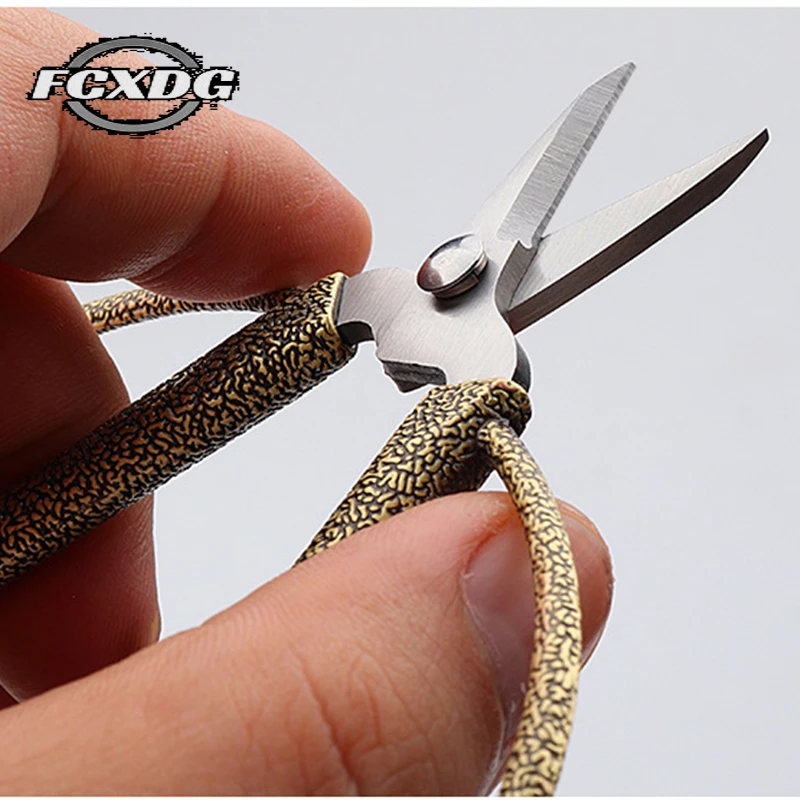 

Dropshipping 2021 Best Selling Products Small Scissors Sewing Tools Zig Zag Scissors Vintage Scissors for Metal Sewing Supplies