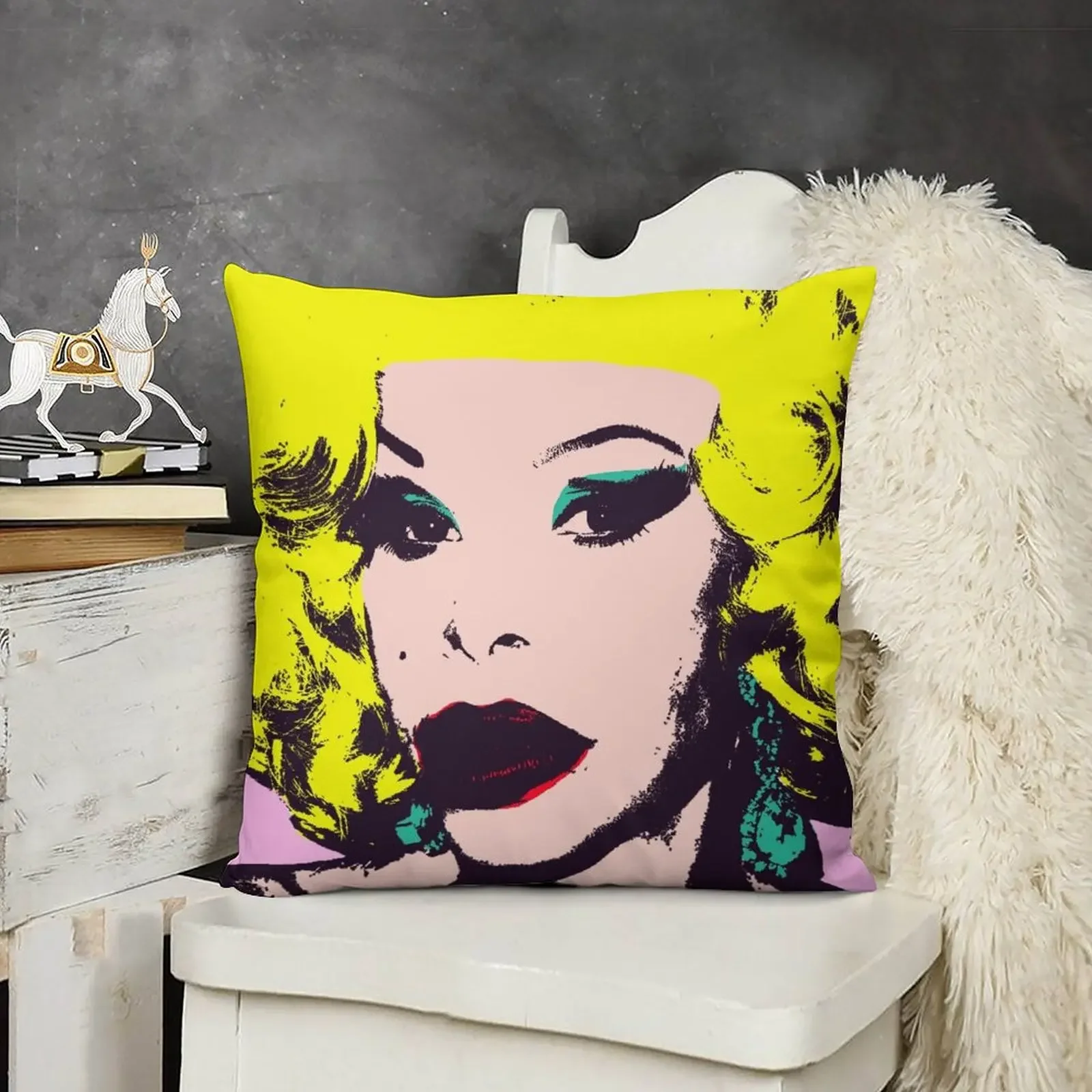 Декоративная подушка Amanda Lepore в клетку декоративные подушки для дивана гостиной