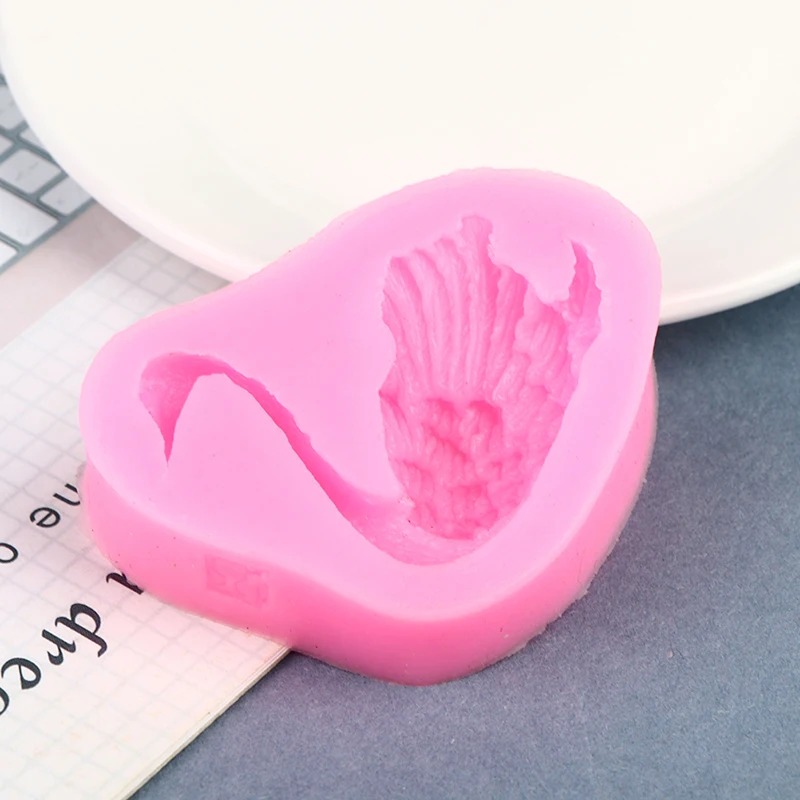 

Cute Swan Shape Silicone Fondant Soap 3D Cake Mold Candy Chocolate Baking Tool Creative Decoration Baking Tool Brand New