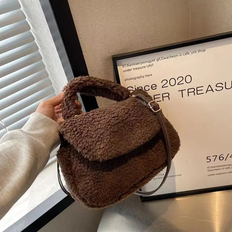 2022 New Fashion soft winter lady crossbody bag women Handbags for Women Plush Female Casual Tote Bag