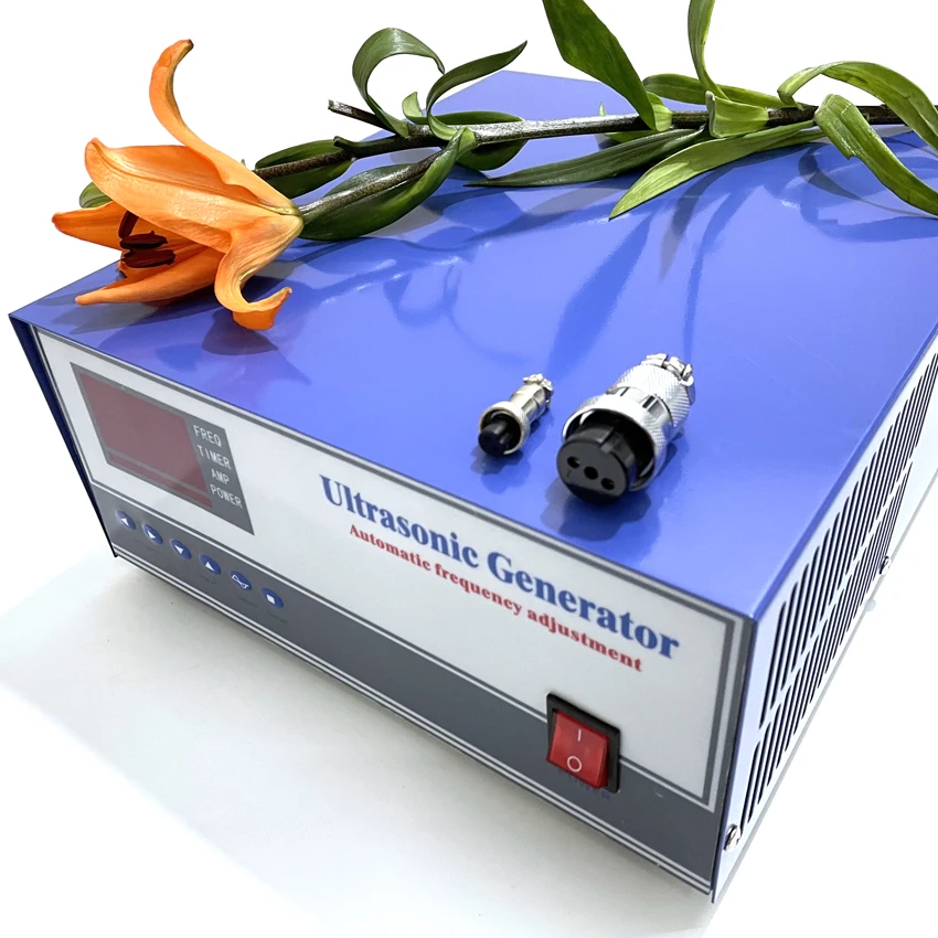 

1000 Вт 33 кГц ультразвуковой резервуар генератор мощности 220 В работает с вибратором