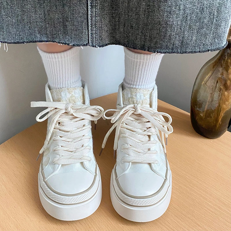 

2022 New Autumn High-top Canvas Women Shoes Lace-up Casual Sneakers Fashion Designer Round Toe Light Walking Female Shoes