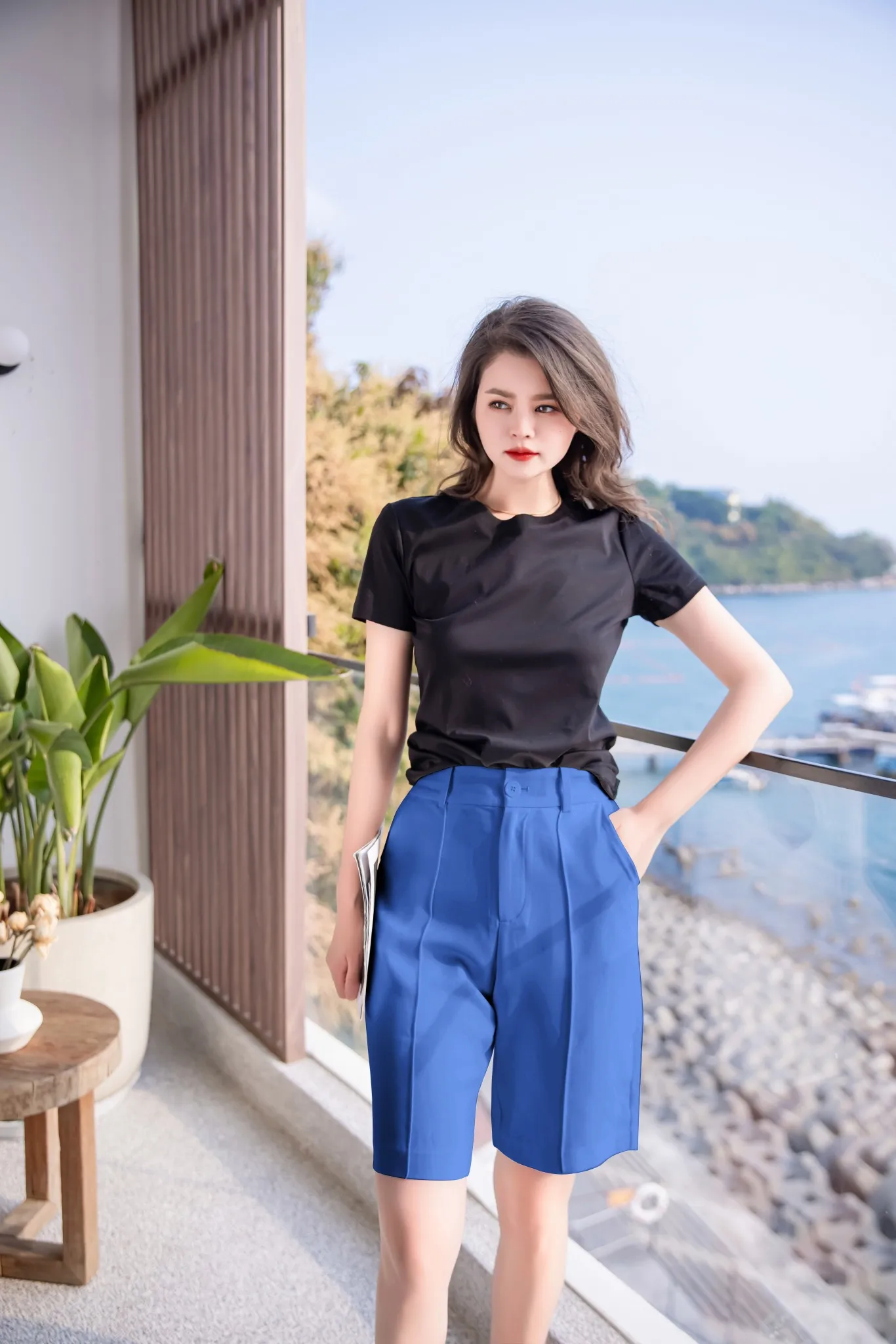 

2023 spring and summer women's clothing fashion new Medium long trousers 0526