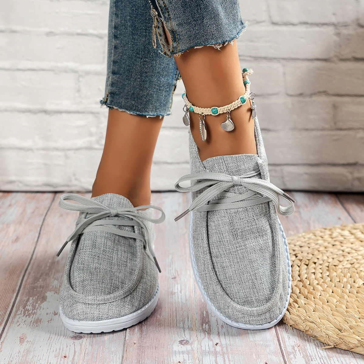 2023Fashion Lace-up Casual Women's Shoes Spring and Autumn Platform Canvas Sports Shoes Women's Lightweight Flat Shoes Plus Size