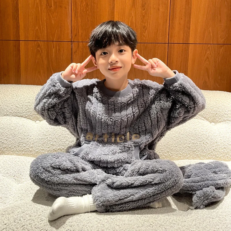 

Children's clothing boys autumn/winter pajamas 2021 new medium and large children's thick plush casual home wear 3 sets