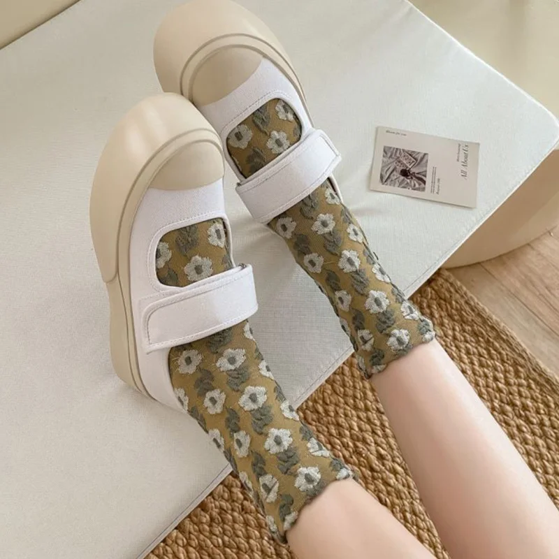 10 Pairs Kawaii Long Cycling Socks Women Cotton Cute Autumn Winter Foot Cover Fashion Print Green Style Street Ladies Socks Set