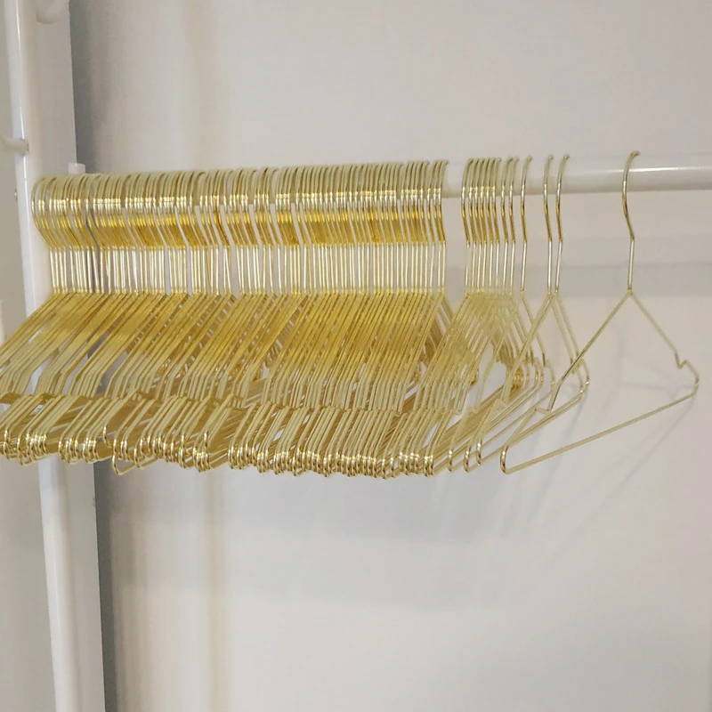 

10pcs Clothes Hangers Heavy Duty Strong Metal Hangers Space Saving Suit Hangers 10pcs Heavy Duty Strong Clothes Hangers