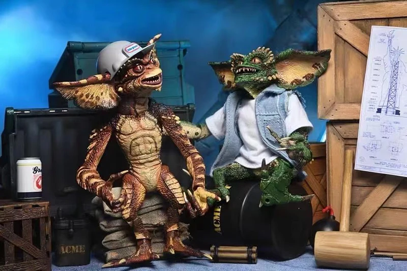 Фигурка NECA Elf Gremlins фигурка маленького монстра потрясающая проводите Счастливое