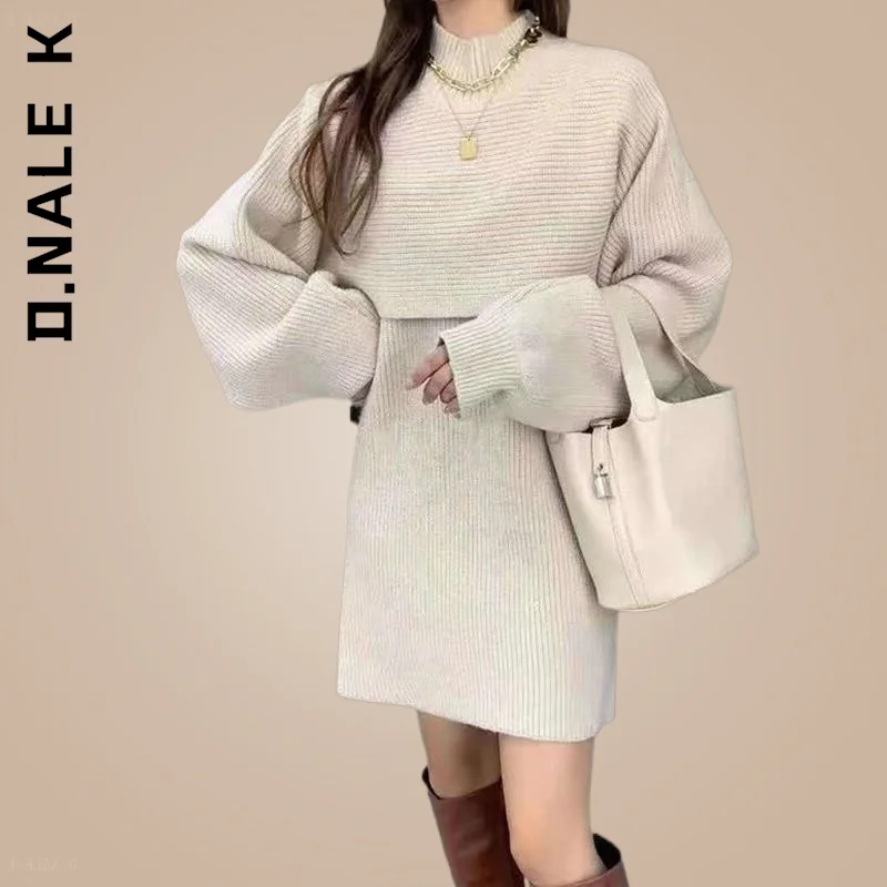 

Женский вязаный комплект из 2 предметов, свитер и платье на бретельках