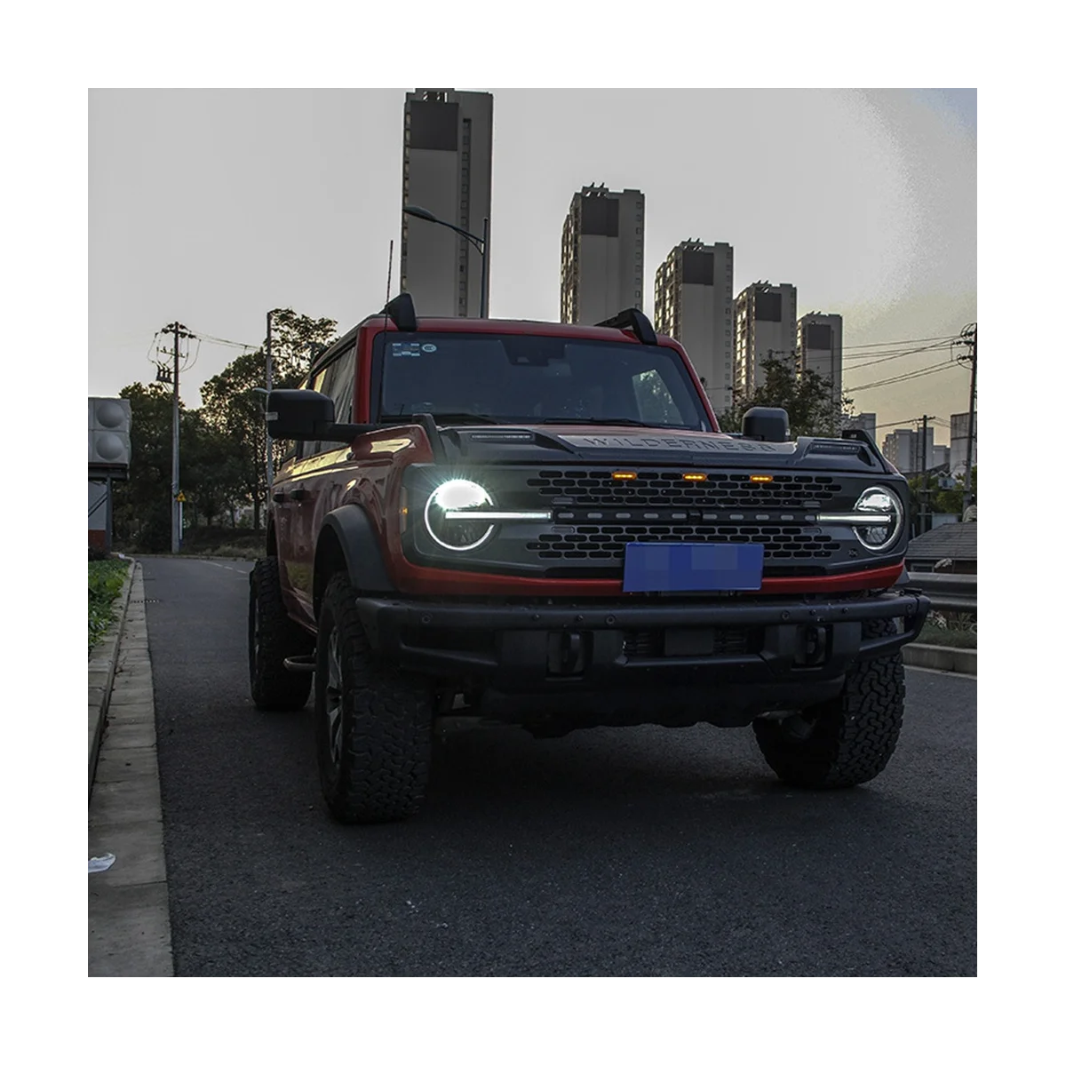 Передние фонари для радиатора Ford Bronco Wildtrak/ Badlands/ First Edition/ Everglads 2021-2023 янтарные