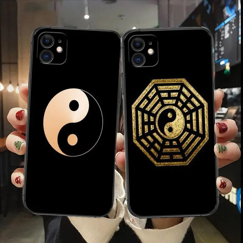 

yin-yang Anime phone Case For IPhone 14 13 12 11 Pro Max Mini SE XR X XS Max 8Plus 7plus 6 6S New Shell Black phone Case