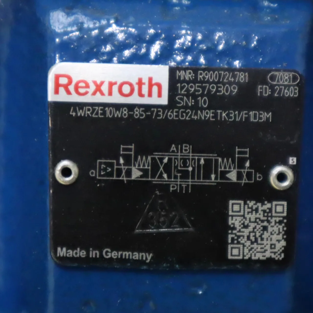 R900724781 4W RZ E10 W8 - 85-72/6 EG 24 N9 ET K31/F1D3M Rexroth REXROTH