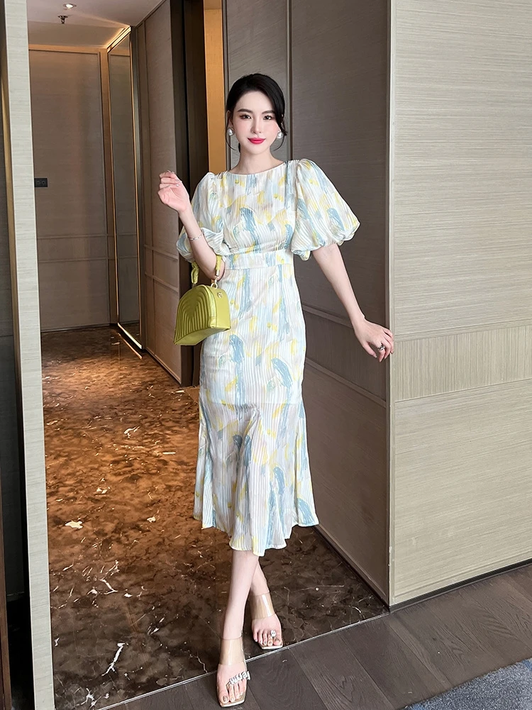 Платье с пышными рукавами термочувствительное мягкое летнее 2024