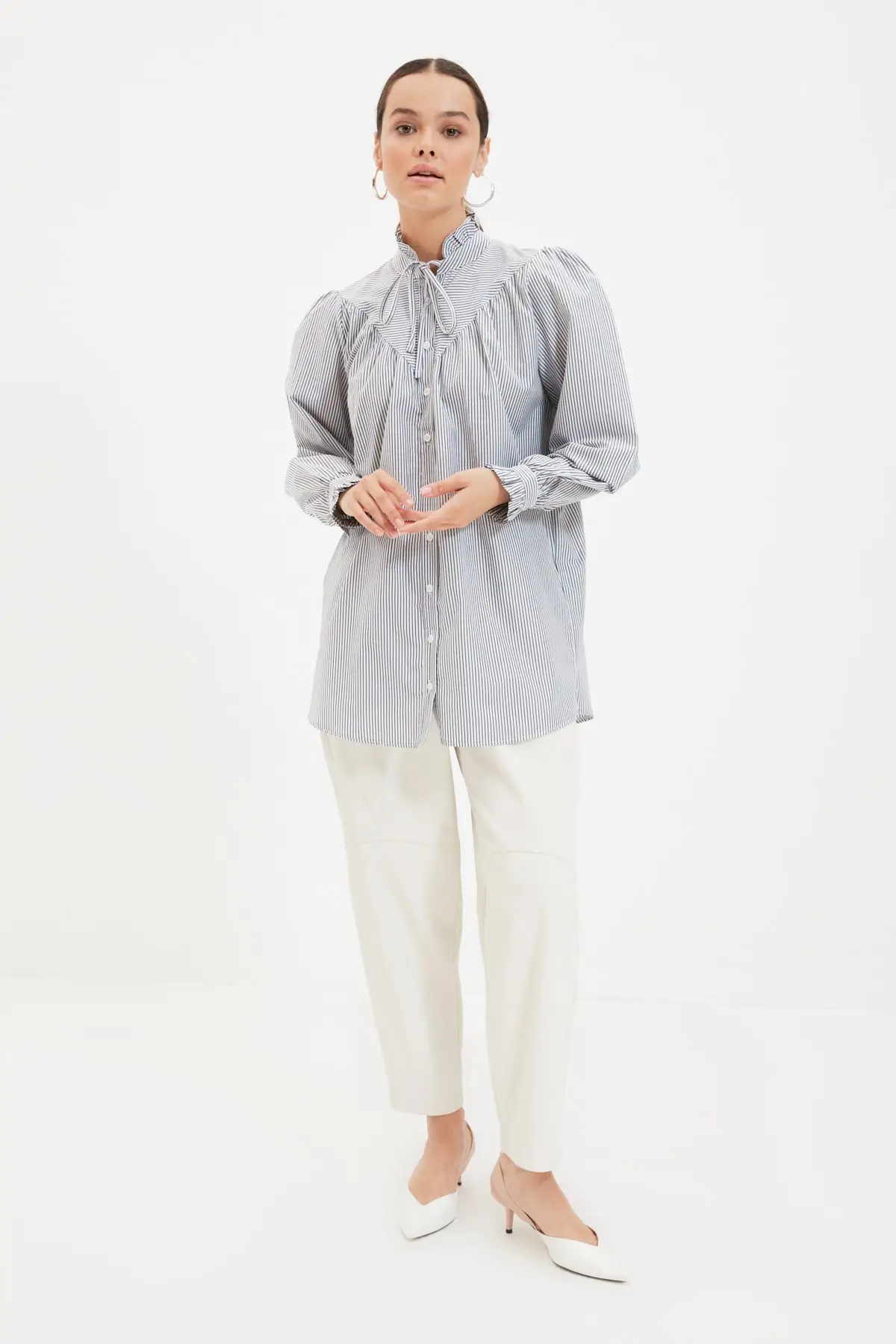 

Trendyol Lacing Collar Tunic TCTAW22UK0094