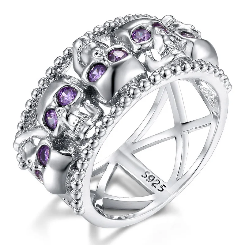 Кольцо в стиле панк с белым золотом, черепом, скелетом и фианитом