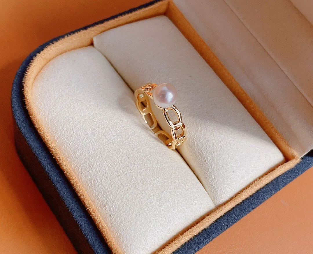 

Новое поступление, модное дизайнерское кольцо с натуральным пресноводным жемчугом, 14 карат золота, украшение для женщин, подарки