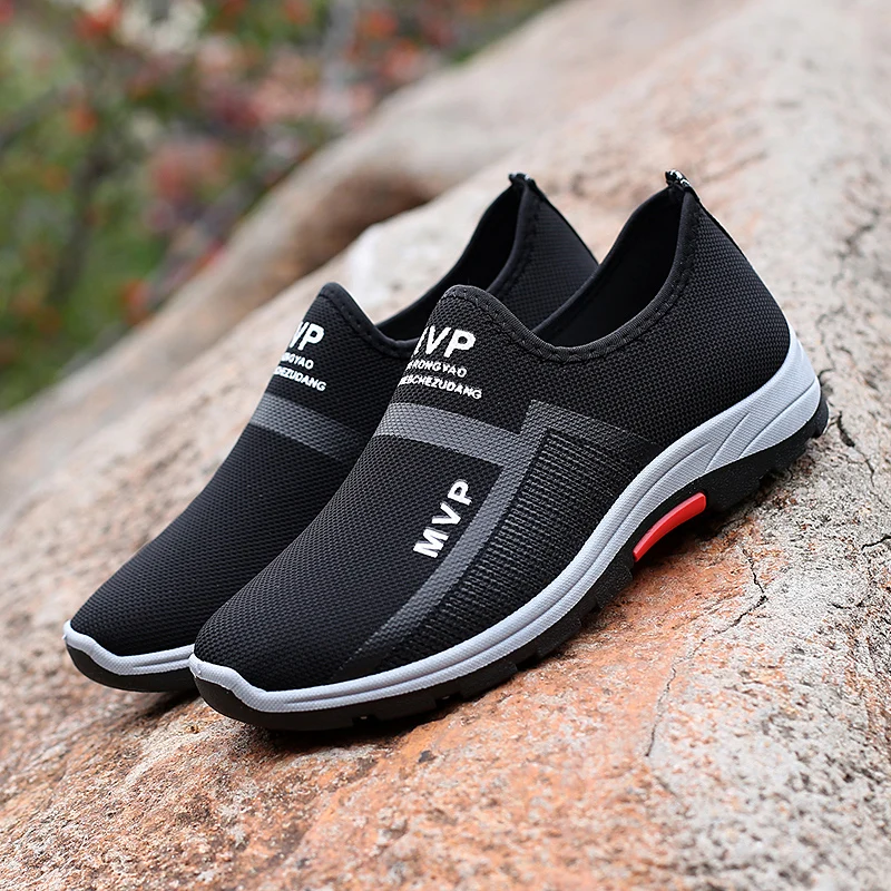 

2023 Summer New Lightweight Sneakers Men Mesh Casual Shoes Outdoor Male Walking Shoes Slip on Mens Loafers Zapatillas Hombre