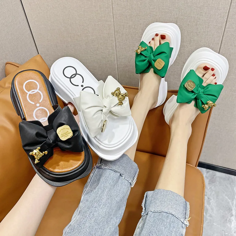 

Women Wearing Sandals And Slippers 2022 Summer New Round Head Bow Thick-soled Sandals Flat Roman Fashion Beach Shoes