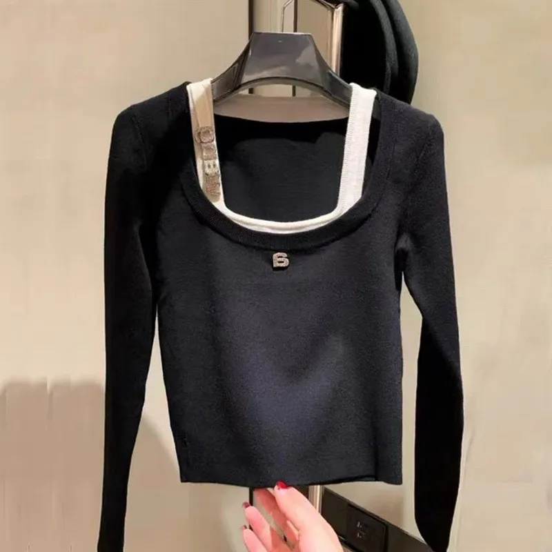 

2024 Wang Fashion Luxury Knit Underlay Top Celebrity Style Square Neck Slim Fit Long Sleeve Short Top