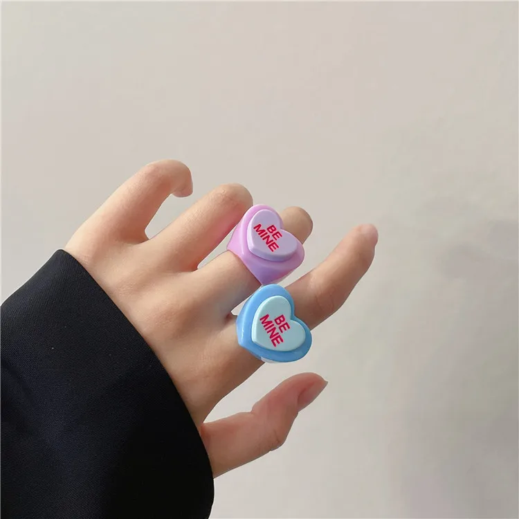 

LingLu Cute Colorful Heart Letters Acrylic Fashion Rings 2022 New Trendy Sweet Rings for Women Girls Party Gifts Jewelry