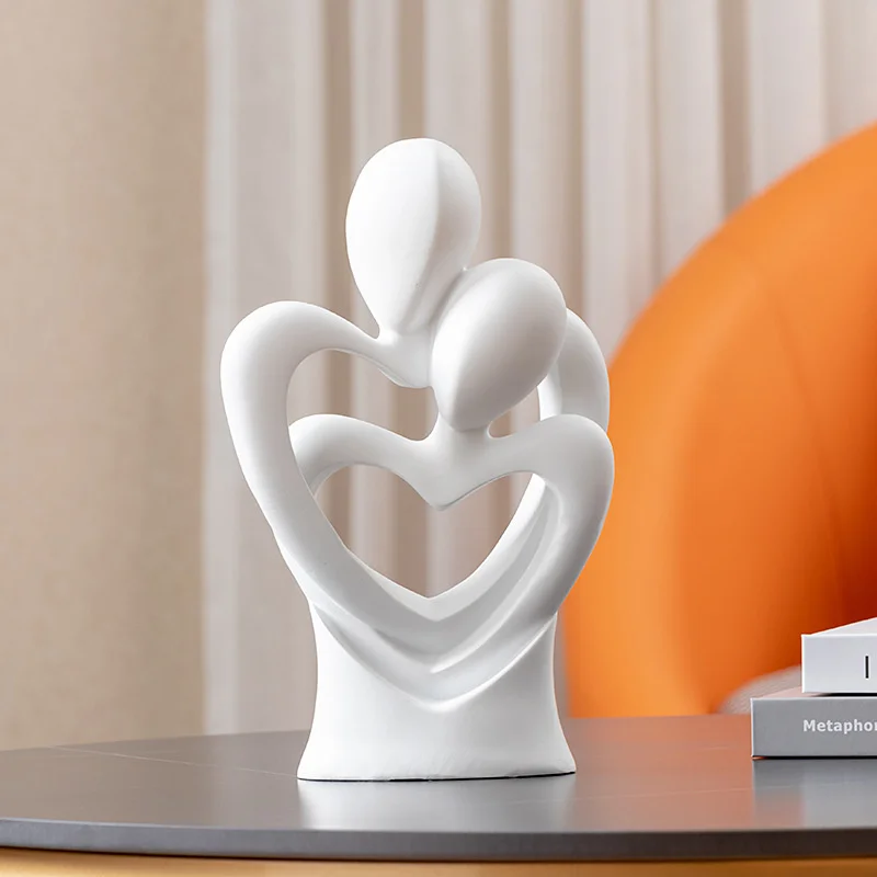 

abstract Creative resin character couple statue ornament heart-to-heart wedding gift housewarming new home gift for girlfriend
