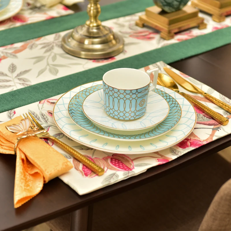 

Continental Cuisine Tableware American Knife and Fork Set Steak Western Dinner Plate Home Decoration