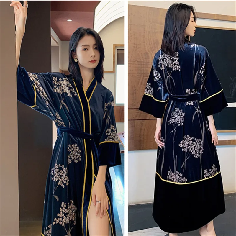 

Embroidery Flower Sleepwear Velvet Nightgown Women Kimono Robe Gown Lapel Oversized Bathrobes Autumn New Loungewear Nightdress
