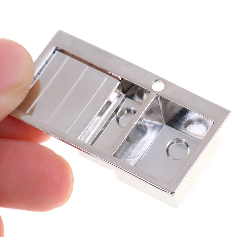 Миниатюрная раковина из сплава для кукольного домика