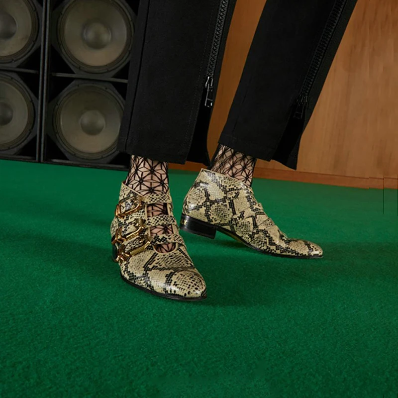 

Женские туфли на толстом каблуке, однотонные туфли большого размера с острым носком, с ремешком и пряжкой, на квадратном каблуке, с змеиным у...