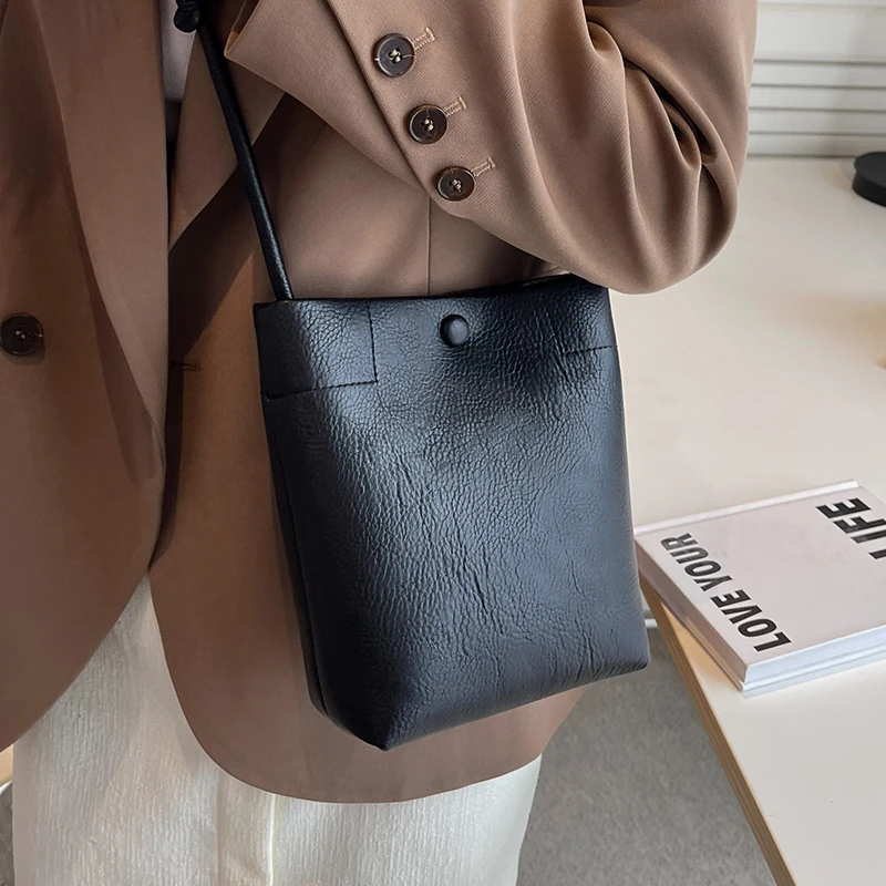 

Simple Small Leather Bucket Purse Brand Fashion Crossbody Sling Bag for Women 2022 Trend Fashion Shoulder Handbags and Purses