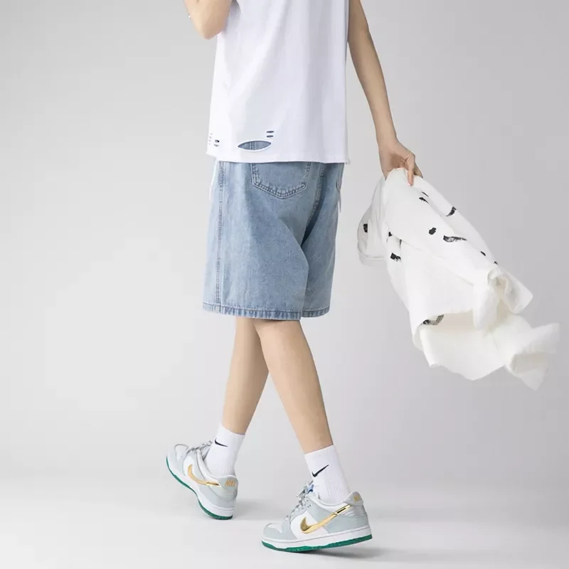 

NEW IN Summer New Men's Baggy Straight Denim Shorts Korean Style Fashion Casual Loose Short Jeans Male Light Blue Black