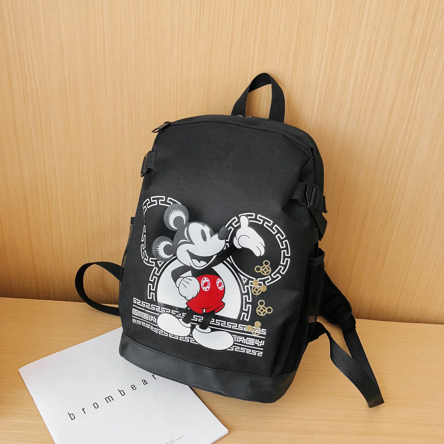 

Disney cute Mickey Mouse canvas backpack ladies Korean fashion casual backpack boys and girls schoolbags
