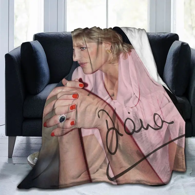 Флисовое покрывало принцессы Диана мягкое комфортное бархатное для кемпинга