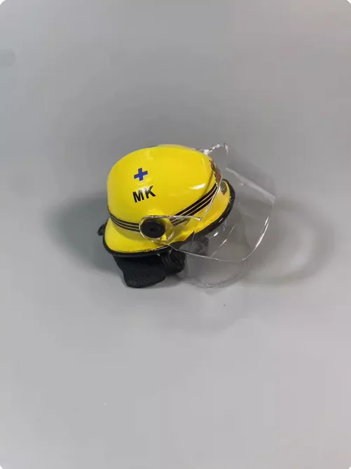 Модель шлема пожарника Гонконга 1/6