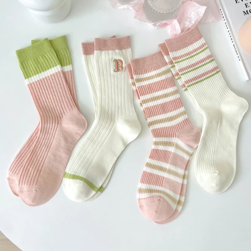 

Cotton Socks for Women Sporty Style Sweet Pink Striped Embroidery Ankle Socks