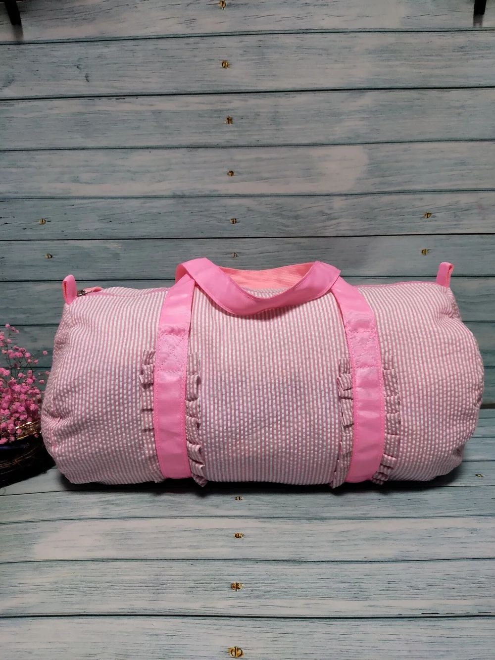 Kids Ruffle Seersucker Duffle Bag Girls Weekend Travel Overnight Lightweight Oversized Plaid Gym Tote with Zipper DOM1978