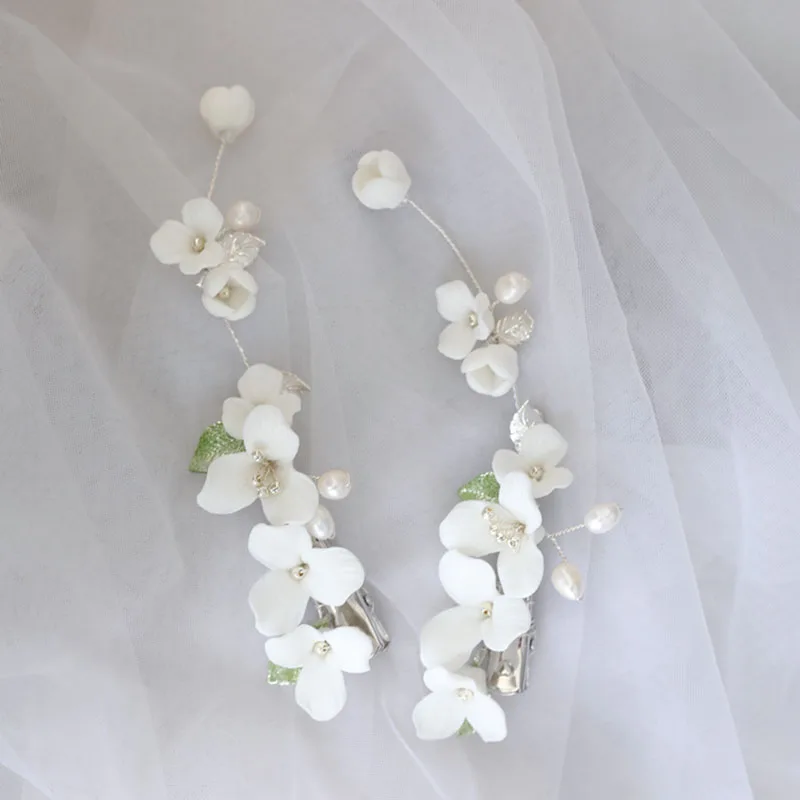 

Женская заколка-гребень для волос, серебристого цвета