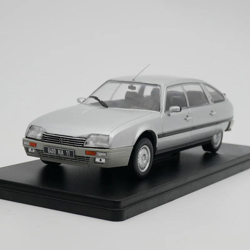 

1:24 Scale Citroen CX 2500 Prestige Alloy Car Model Toy