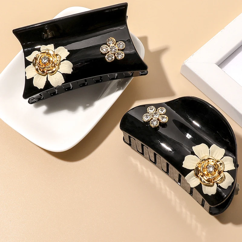 

New Korea Retro Geometric Flower Black Plastic Hair Clip Claw For Women Factory Hotsale Hair Accessories Wholesale