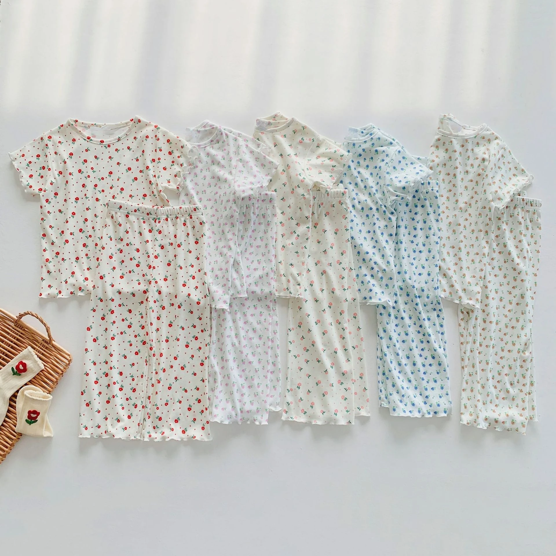 

Детская одежда для сна, комплект для девочек на весну и лето, детские костюмы с коротким рукавом и цветочным рисунком, Детская домашняя одежда, одежда