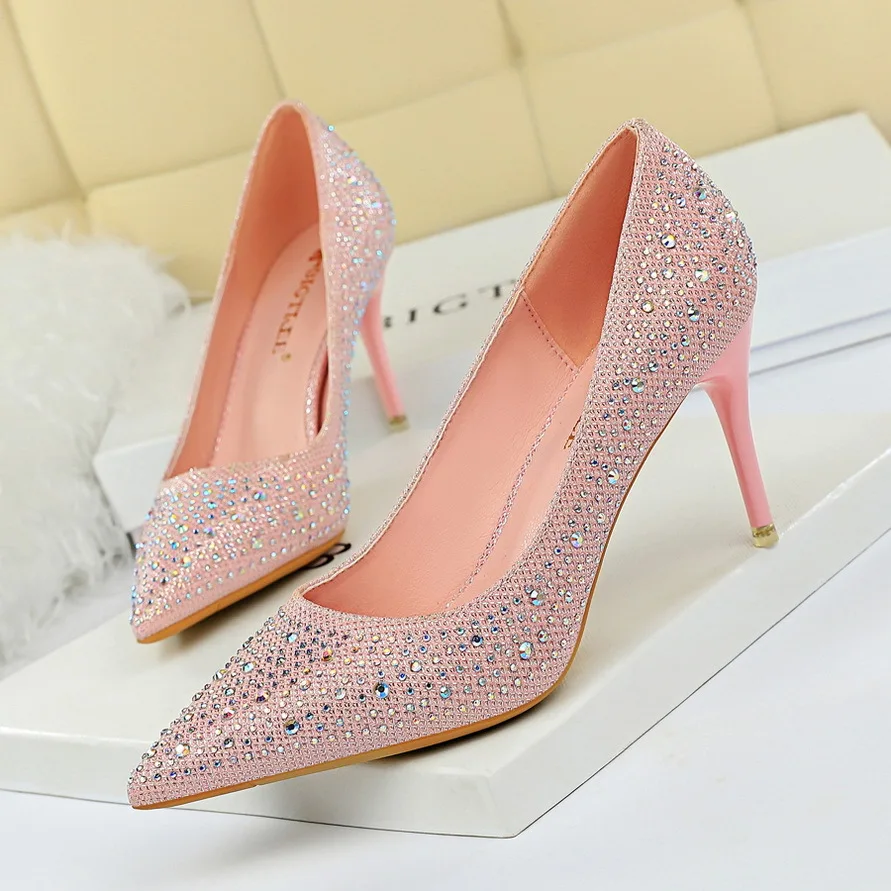 

Plus Size 42 43 Pumps For Women Party Shoes Blingbling Crystal Wedding Heeled Shoes Pointed Toe 7cm Thin High Heels Office Shoes