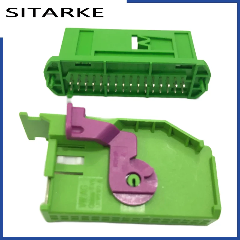 

Automobile Ecu Dashboard Plug 964824-1 964826-1 1719057-1 1719058-1 32 Pin Connector