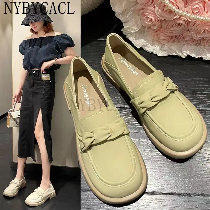 New Oxford Shoes Ladies Slip on Flats Solid Decorate Leather Shoes Thicken Heels Loafers Sneakers Spring Single Fashion Shoes