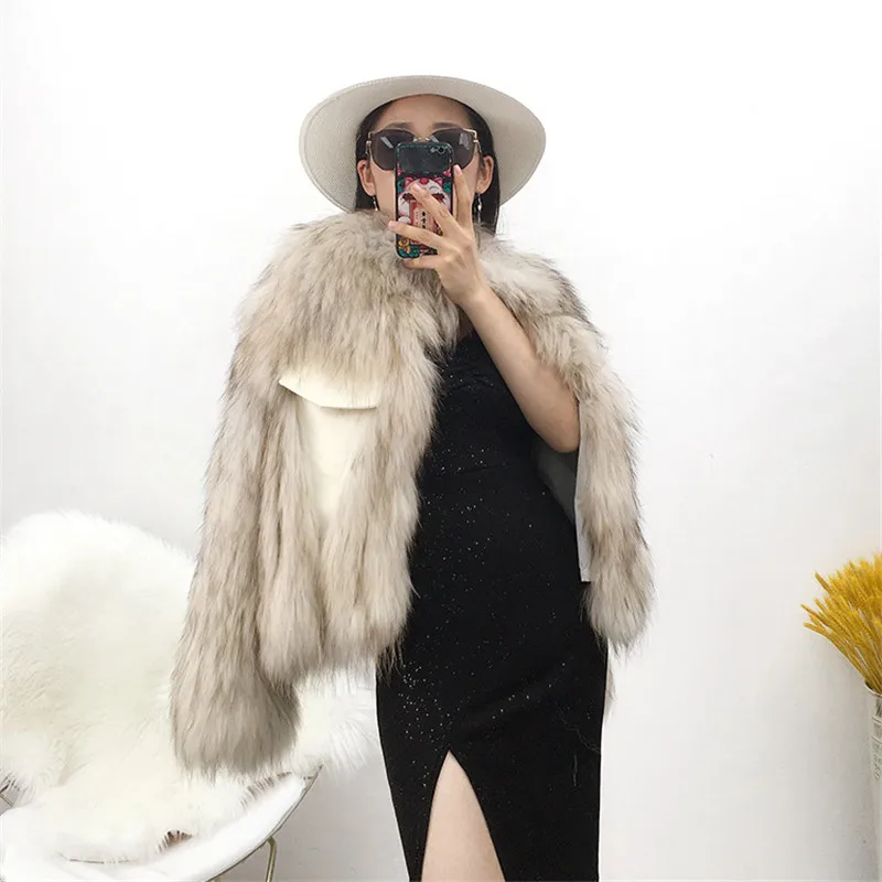 

2023 New Real Raccoon Dog Fur Woven Coats Jackets Women Patchwork Sheep Skin Pockets Short Overcoats Fashion Thick Outerwear