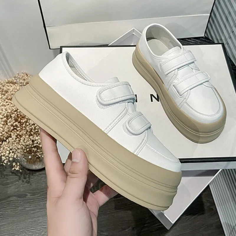 

GCYCG New 2023 Top Quality Split Leather Platform Shoes Women White Casual Sneakers Round Toe Brand Luxury High Heels Size 35~40