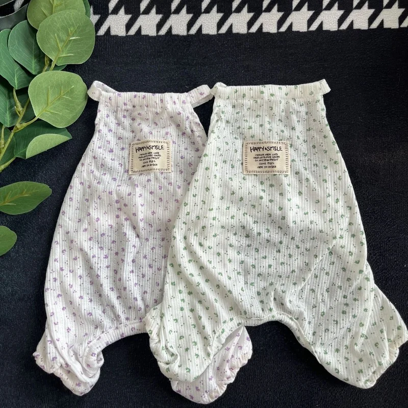 

Цветочные подтяжки, комбинезоны, одежда для котят и собак, хлопковые комбинезоны, одежда для маленьких собак, милая тонкая летняя одежда для...